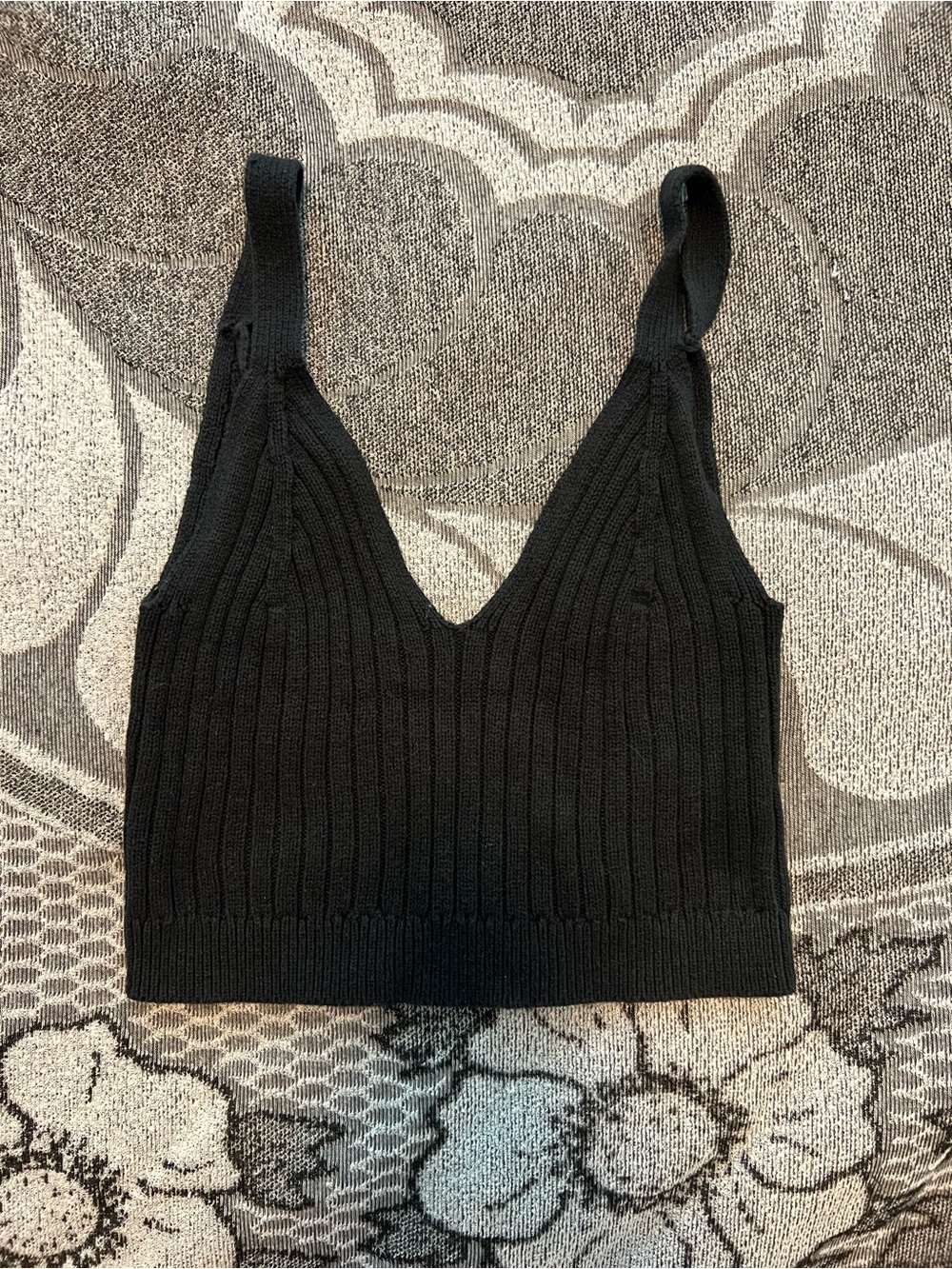 aerie Black Ribbed V-Neck Crop Tank